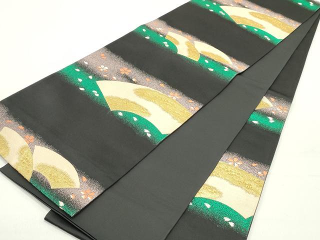平和屋着物●六通柄袋帯　唐織　地紙重ね舞桜文　黒地　金糸　正絹　逸品　DAAY0377ob