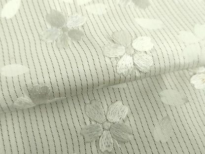 平和屋着物●本場縞大島紬　刺繍　舞桜　正絹　逸品　DAAY1060ps