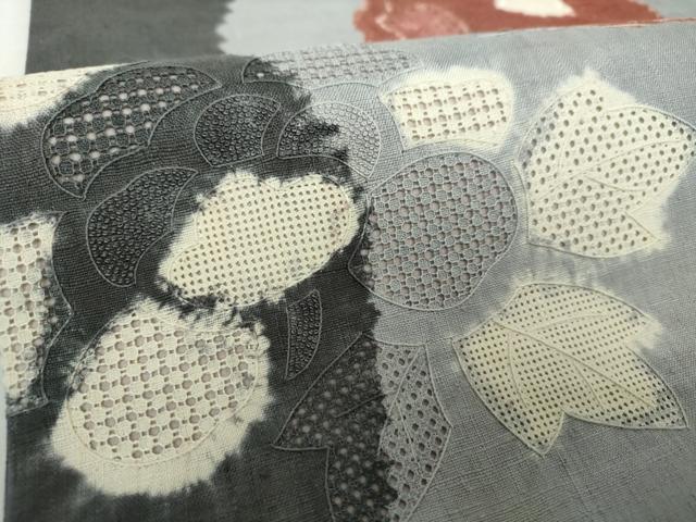 平和屋着物●中国三大刺繍 スワトウ相良刺繍 汕頭相良刺繍 九寸開き名古屋帯 紬地 絞り 草花文 正絹 逸品 未使用 DAAY1166ps