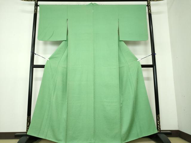 平和屋着物●服飾評論家　市田ひろみ監修　色無地　宝尽くし花地紋　若竹色　正絹　逸品　DAAY1427ps