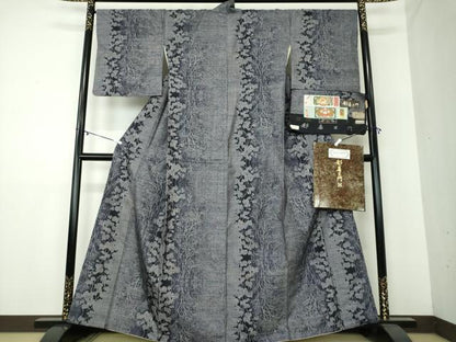 平和屋着物●都喜ヱ門 本場大島紬9マルキ 早春の宴 藤絹織物謹製 証紙付き 正絹 逸品 DAAY1517ps