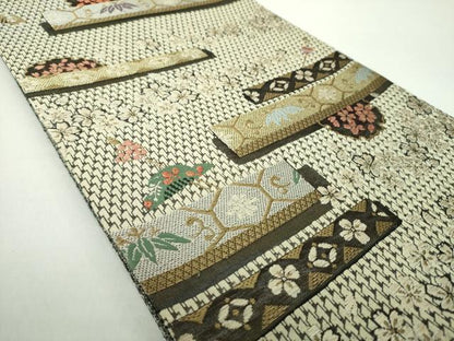 平和屋着物▽両面 六通柄袋帯 スリーシーズン帯 春 夏 秋 唐織 雪輪花文 櫛 簪 金銀糸 正絹 逸品 未使用 DAAY1559ps