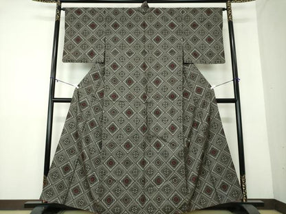 平和屋着物●本場大島紬 龍郷絣 花菱文 正絹 逸品 DAAY1717ps