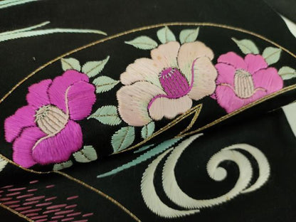 平和屋着物●アンティーク 大正ロマン 九寸名古屋帯 駒刺繍 総刺繍 地紙流水花文 黒地 金糸 正絹 逸品 DAAY1928ps