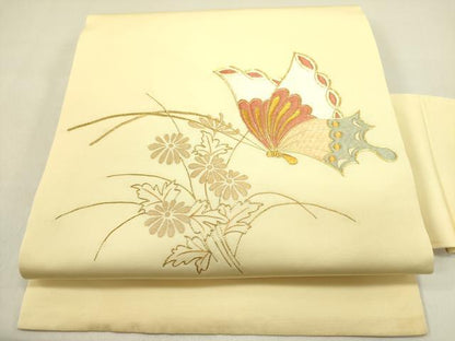 平和屋着物●塩瀬 九寸名古屋帯 駒刺繍 総刺繍 舞蝶花文 金糸 正絹 逸品 DAAY2713op