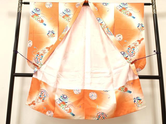 平和屋着物[]七五三　女の子　７歳　祝着　四つ身　羽子板　鞠花文　暈し染め　金彩　逸品　DAAY3093ma