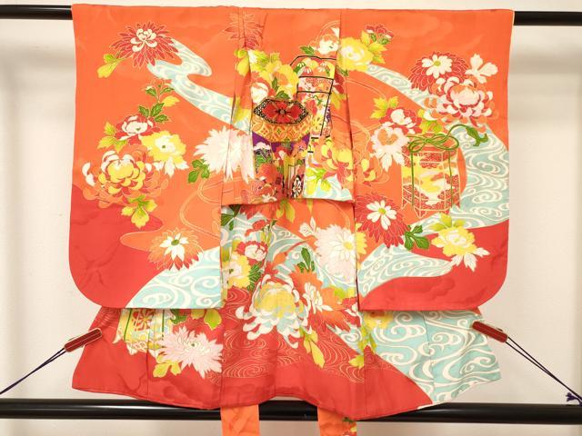 平和屋着物[]七五三　女の子　３歳　祝着　三つ身　駒刺繍　貝桶御所車花文　金彩　逸品　DAAY3102ma