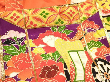 平和屋着物[]七五三　女の子　３歳　祝着　三つ身　駒刺繍　貝桶御所車花文　金彩　逸品　DAAY3102ma