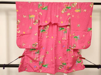 平和屋着物[]七五三　女の子　３歳　祝着　三つ身　鈴　花蝶文　金彩　逸品　DAAY3109ma