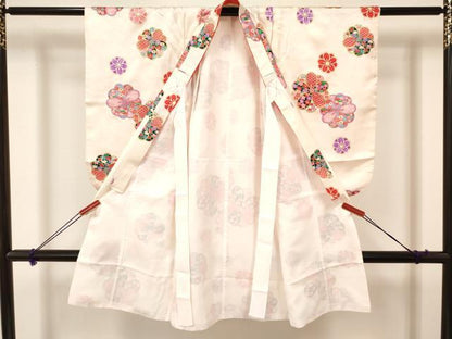 平和屋着物[]七五三　女の子　３歳　祝着　三つ身　長襦袢(無双仕立て・半衿刺繍)・被布セット　舞花文　逸品　DAAY3142ma