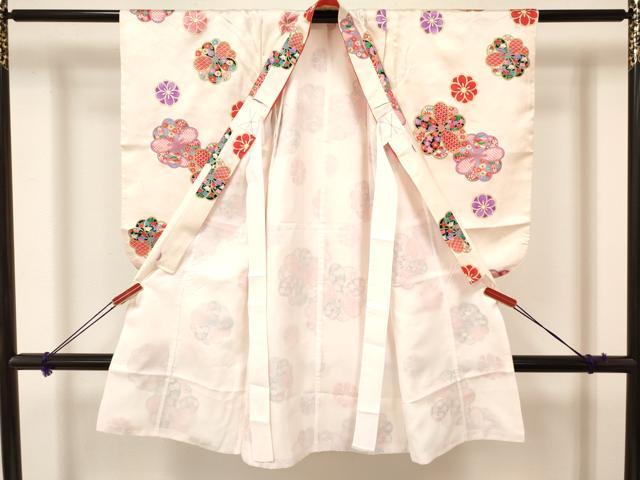 平和屋着物[]七五三　女の子　３歳　祝着　三つ身　長襦袢(無双仕立て・半衿刺繍)・被布セット　舞花文　逸品　DAAY3142ma