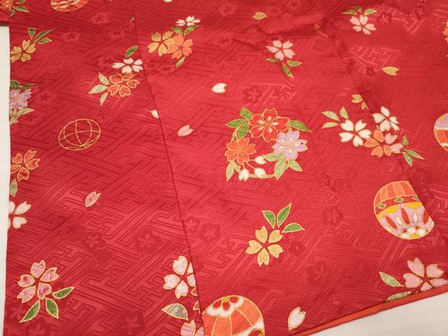 平和屋着物[]七五三　女の子　３歳　祝着　三つ身　長襦袢(単衣・半衿刺繍)・被布セット　鞠花丸文　金彩　逸品　DAAY3144ma