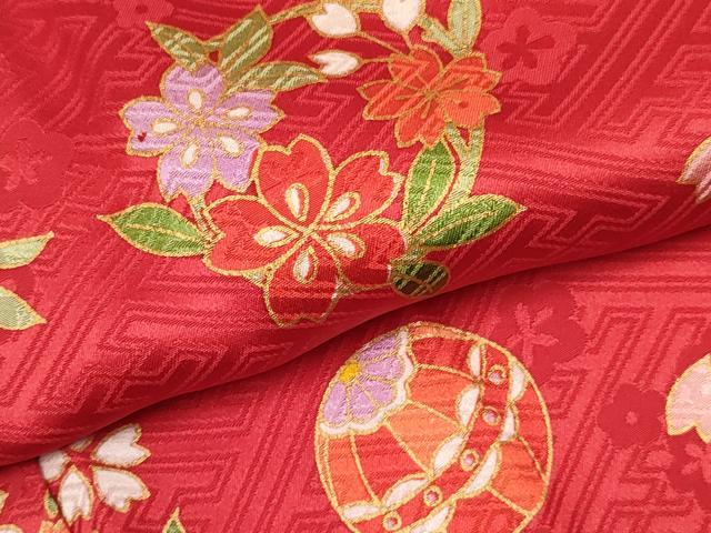 平和屋着物[]七五三　女の子　３歳　祝着　三つ身　長襦袢(単衣・半衿刺繍)・被布セット　鞠花丸文　金彩　逸品　DAAY3144ma