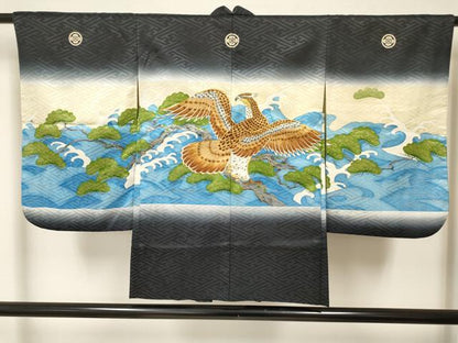 平和屋着物[]七五三　男の子　祝着・羽織セット　駒刺繍　鷹　鷲　立波松文　暈し染め　金彩　洗える着物　DAAY3152ma