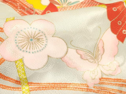 平和屋着物[]七五三　女の子　３歳　祝着　三つ身　長襦袢(単衣・半衿刺繍)セット　流水花蝶文　金彩　洗える着物　DAAY3154ma