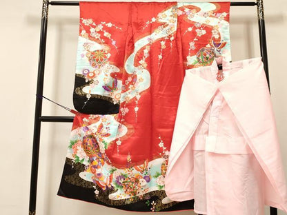 平和屋着物[]七五三　女の子　７歳　祝着　四つ身　襦袢(無双仕立て・半衿刺繍)セット　鞠花蝶文　暈し染め　金彩　逸品　DAAY3156ma