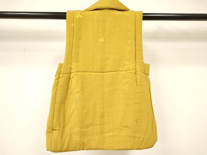 平和屋着物[]女の子　子供　被布　舞蝶芝地紋　黄朽葉色　逸品　DAAY3166ma