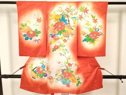 平和屋着物[]お宮参り　女の子　祝着　産着　初着　のしめ　駒刺繍　花籠文　暈し染め　金彩　逸品　DAAY3177ma