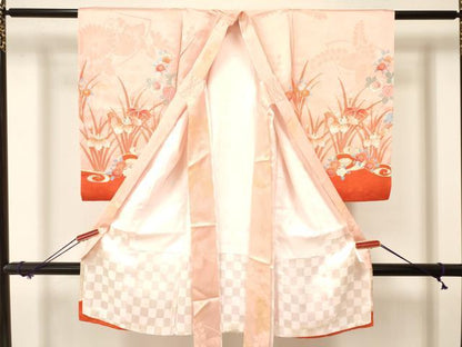 平和屋着物[]お宮参り　女の子　祝着　産着　初着　のしめ　駒刺繍　花籠文　金彩　逸品　DAAY3179ma
