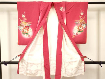 平和屋着物[]お宮参り　女の子　祝着　産着　初着　のしめ　鈴　鴛鴦花蝶文　暈し染め　金彩　逸品　DAAY3181ma