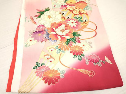 平和屋着物[]お宮参り　女の子　祝着　産着　初着　のしめ　鈴　鴛鴦花蝶文　暈し染め　金彩　逸品　DAAY3181ma