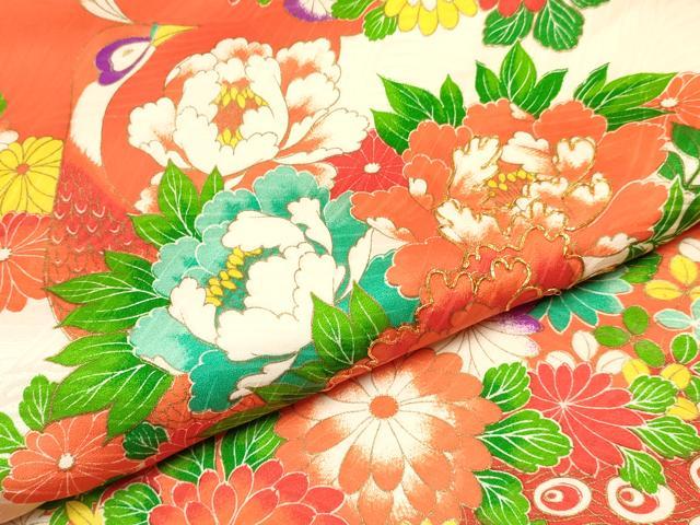 平和屋着物[]お宮参り　女の子　祝着　産着　初着　のしめ　駒刺繍　孔雀花文　金彩　逸品　DAAY3183ma