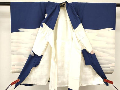 平和屋着物[]お宮参り　男の子　祝着　産着　初着　のしめ　駒刺繍　鷹　鷲　風景松文　暈し染め　金彩　逸品　DAAY3189ma