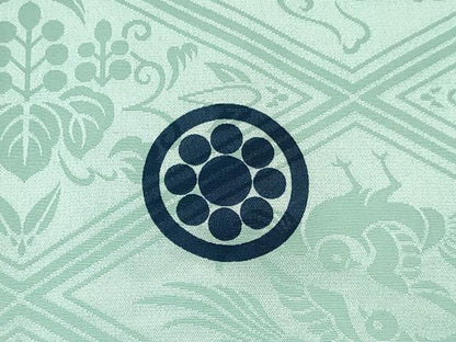 平和屋着物[]お宮参り　男の子　祝着　産着　初着　のしめ　刺繍　鷹　鷲　風景立波文　金彩　逸品　DAAY3193ma