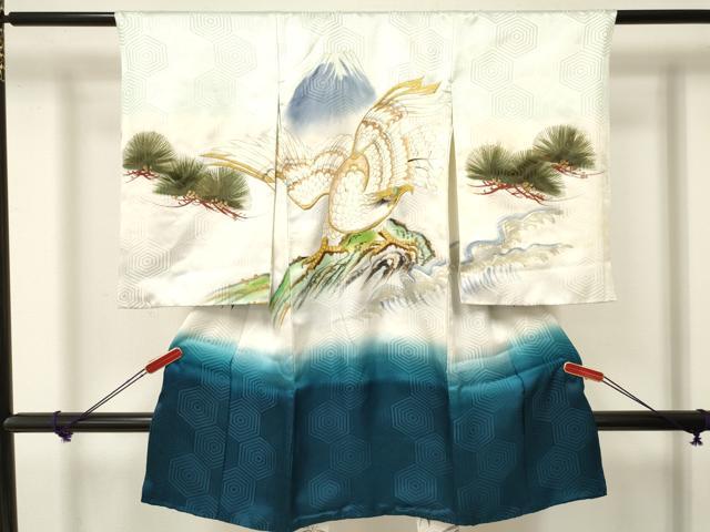 平和屋着物[]お宮参り 男の子 祝着 産着 初着 のしめ 刺繍 鷹 鷲 風景松文 暈し染め 金銀彩 逸品 DAAY3195ma