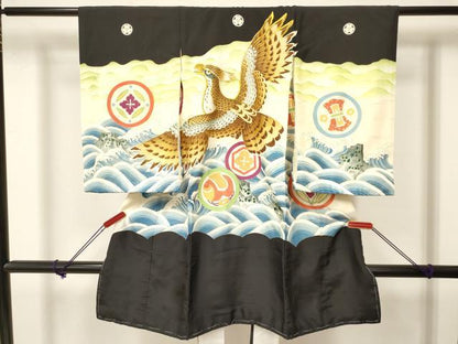 平和屋着物[]お宮参り　男の子　祝着　産着　初着　のしめ　刺繍　鷹　鷲　立波吉祥丸文　暈し染め　金彩　逸品　DAAY3204ma