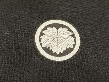 平和屋着物[]お宮参り　男の子　祝着　産着　初着　のしめ　鷹　鷲　笹松文　金銀彩　逸品　DAAY3210ma