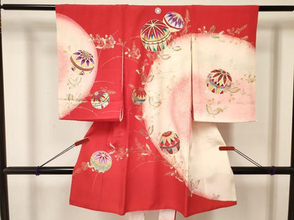 平和屋着物[]お宮参り　女の子　祝着　産着　初着　のしめ　鞠花蝶文　暈し染め　金銀彩　逸品　DAAY3213ma