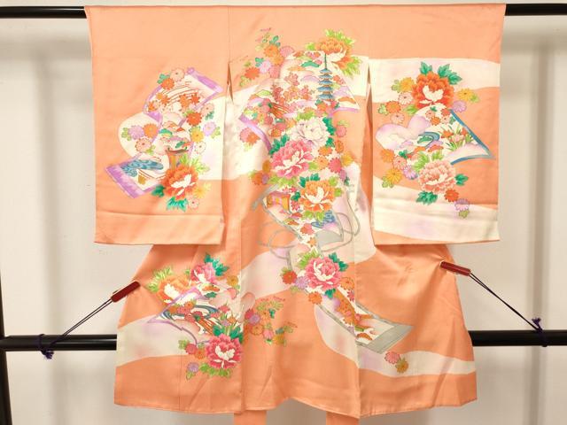 平和屋着物[]お宮参り　女の子　祝着　産着　初着　のしめ　冊子絵巻御所車風景花文　暈し染め　金彩　逸品　DAAY3222ma