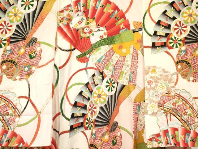 平和屋着物[]お宮参り　女の子　祝着　産着　初着　のしめ　糸車雪輪扇面源氏車花文　金彩　DAAY3224ma