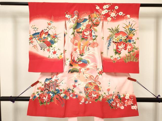 平和屋着物[]お宮参り　女の子　祝着　産着　初着　のしめ　御所車飛鶴鞠花文　暈し染め　金彩　逸品　DAAY3225ma