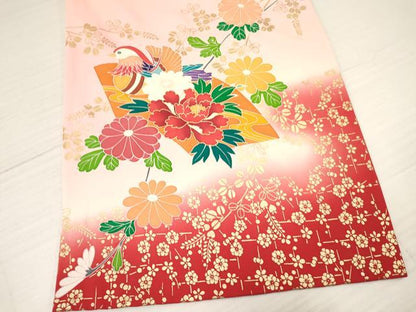 平和屋着物[]お宮参り　女の子　祝着　産着　初着　のしめ　地紙重ね鴛鴦花文　暈し染め　金彩　逸品　DAAY3227ma