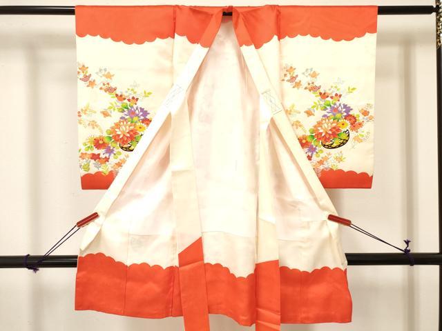 平和屋着物[]お宮参り　女の子　祝着　産着　初着　のしめ　駒刺繍　貝桶花文　金彩　逸品　DAAY3228ma