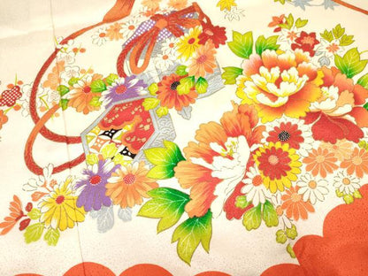 平和屋着物[]お宮参り　女の子　祝着　産着　初着　のしめ　駒刺繍　貝桶花文　金彩　逸品　DAAY3228ma