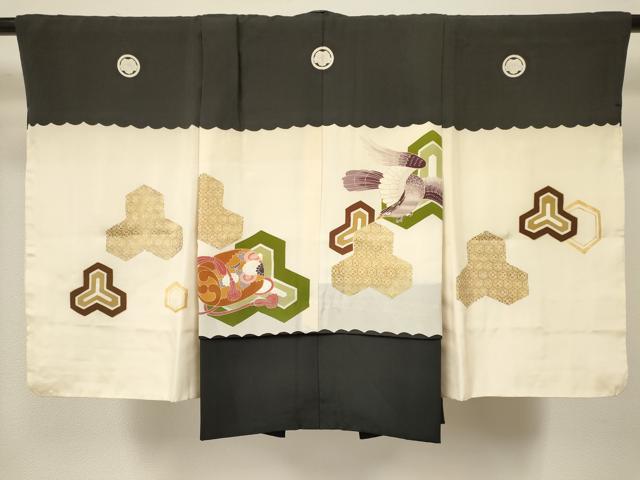 平和屋着物[]七五三　男の子　祝着・羽織・行灯袴・帯セット　飛鳥鼓花文　毘沙門亀甲　金彩　逸品　DAAY3236ma