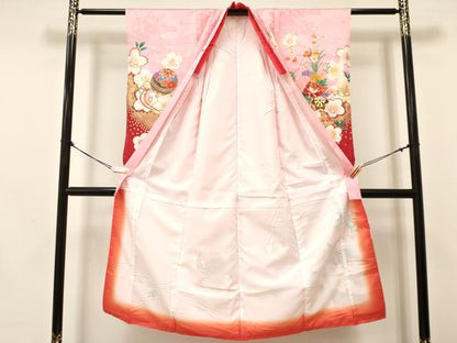 平和屋着物[]七五三　女の子　７歳　祝着　四つ身　鞠　花車文　金彩　逸品　DAAY3263ma