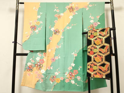 平和屋着物[]七五三　女の子　７歳　祝着　四つ身　袋帯セット　駒刺繍　枝梅花文　逸品　DAAY3267ma