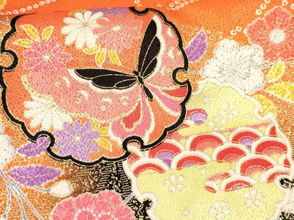 平和屋着物[]七五三　女の子　７歳　祝着　四つ身　雪輪花蝶文　暈し染め　金彩　DAAY3313ma