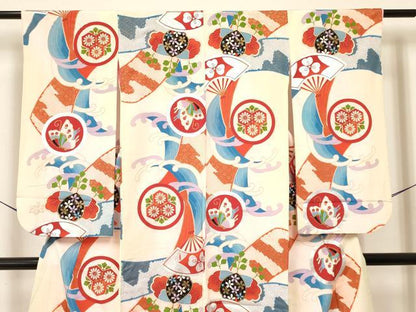 平和屋着物[]七五三　女の子　７歳　祝着　四つ身　立波花蝶丸文　暈し染め　金銀彩　逸品　DAAY3319ma