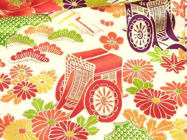 平和屋着物[]七五三　女の子　７歳　祝着　四つ身　御所車花文　金彩　逸品　DAAY3329ma