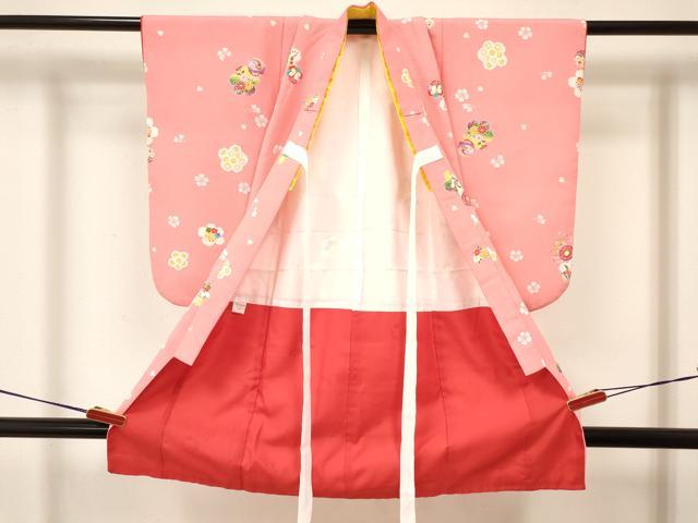 平和屋着物[]七五三　女の子　３歳　祝着　三つ身　被布セット　鞠　舞桜花蝶文　DAAY3341ma