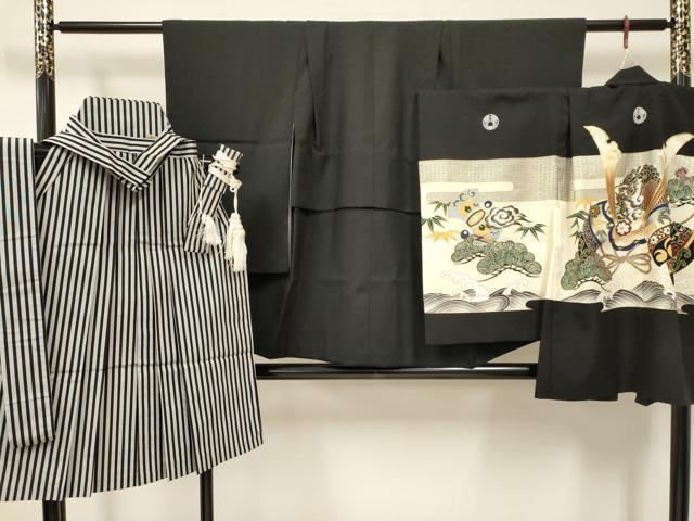 平和屋着物[]七五三　男の子　祝着・羽織・行灯袴・小物セット　龍　兜　立波松文　金彩　洗える着物　DAAY3355ma
