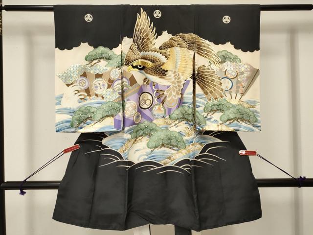 平和屋着物[]お宮参り　男の子　祝着　産着　初着　のしめ　駒刺繍　鷹　鷲　立波松文　金彩　逸品　DAAY3357ma