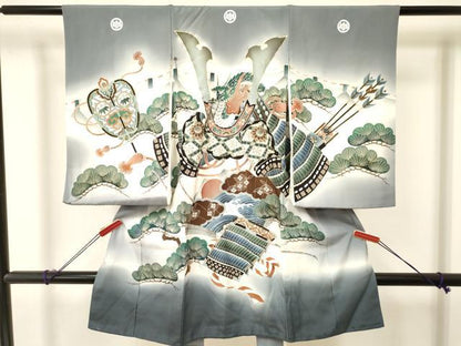 平和屋着物[]お宮参り　男の子　祝着　産着　初着　のしめ　駒刺繍　龍　兜　扇面立波松文　暈し染め　金彩　逸品　DAAY3362ma