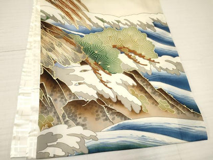 平和屋着物[]お宮参り　男の子　祝着　産着　初着　のしめ　刺繍　鷹　鷲　立波松文　金彩　逸品　DAAY3363ma