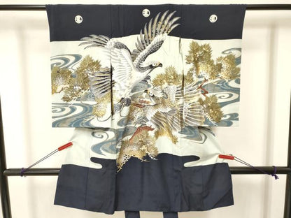 平和屋着物[]お宮参り　男の子　祝着　産着　初着　のしめ　鷹　鷲　流水松文　金銀彩　逸品　DAAY3367ma